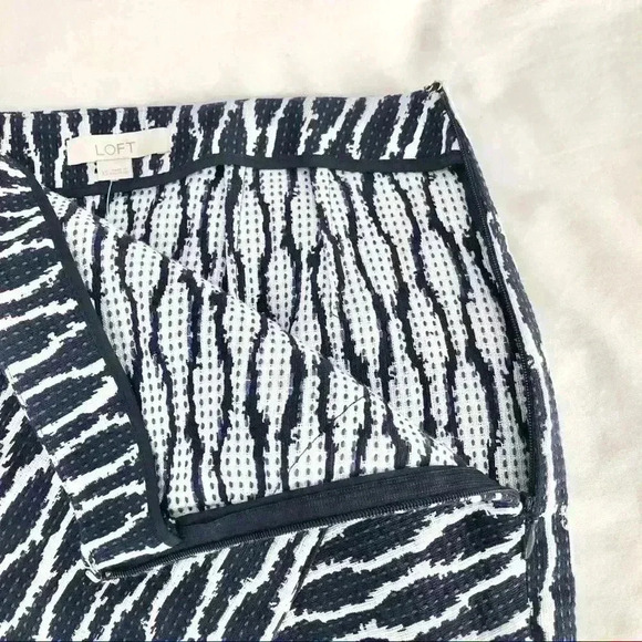 Loft Skirt - Picture 2 of 6